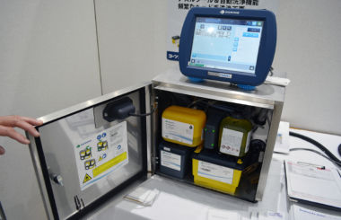 誰でも簡単にメンテナンスできる、インクシステムと新機能 QMMでインク間違いを防止